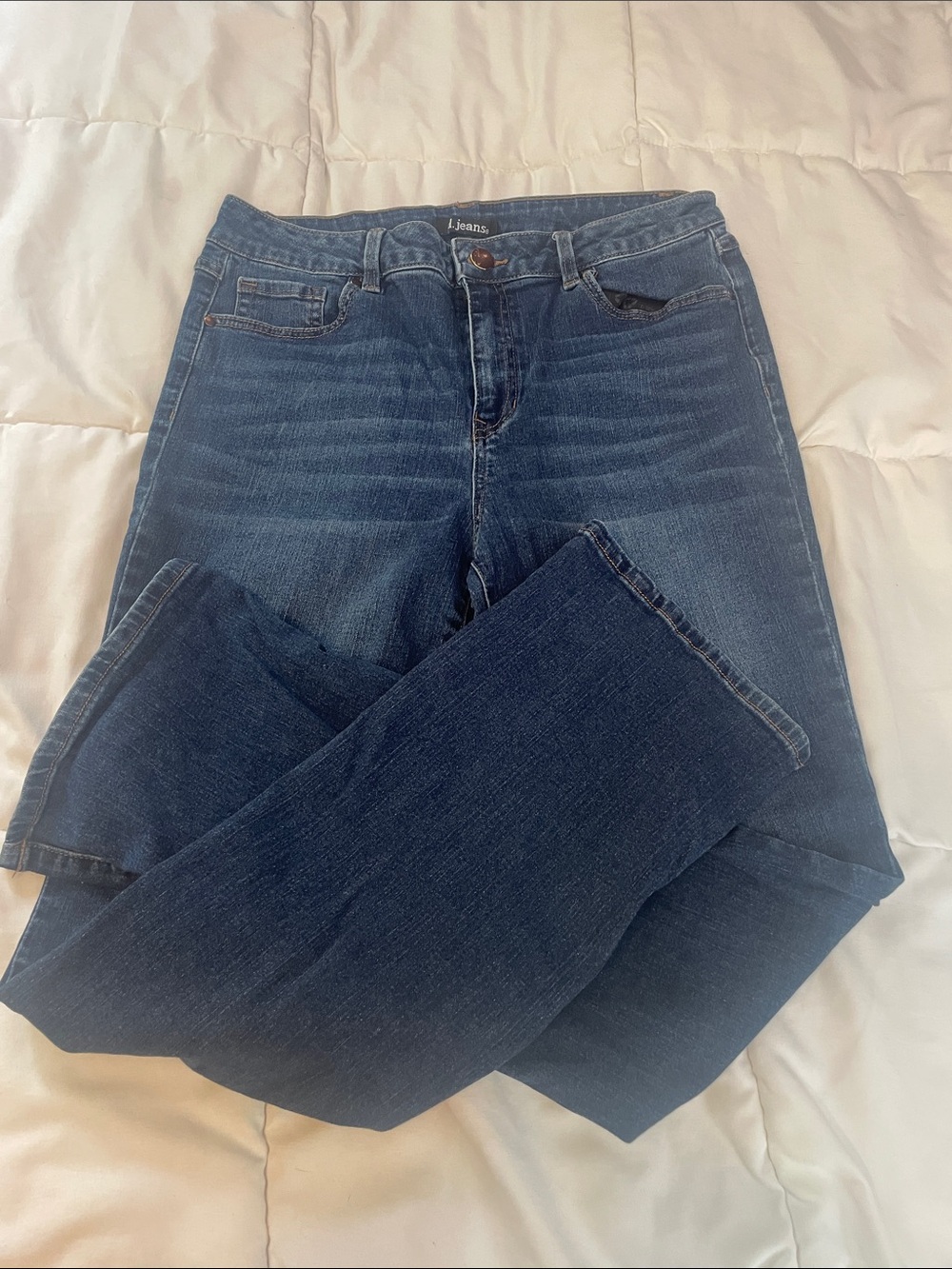 d. jeans Straight Leg Dark Blue Women's Jeans 12 slight flare  nice!